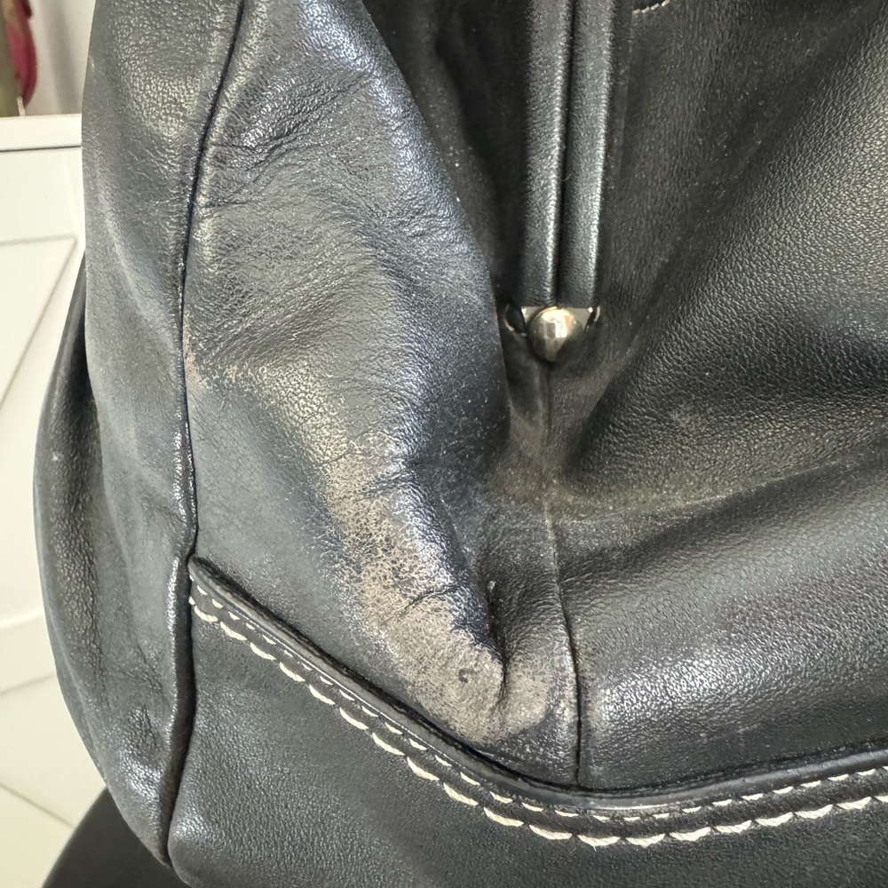 Coach 2010 Ergo Black Kisslock Satchel - Picture 8 of 15